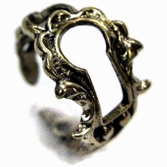 KEYHOLE RING - Inspiratek