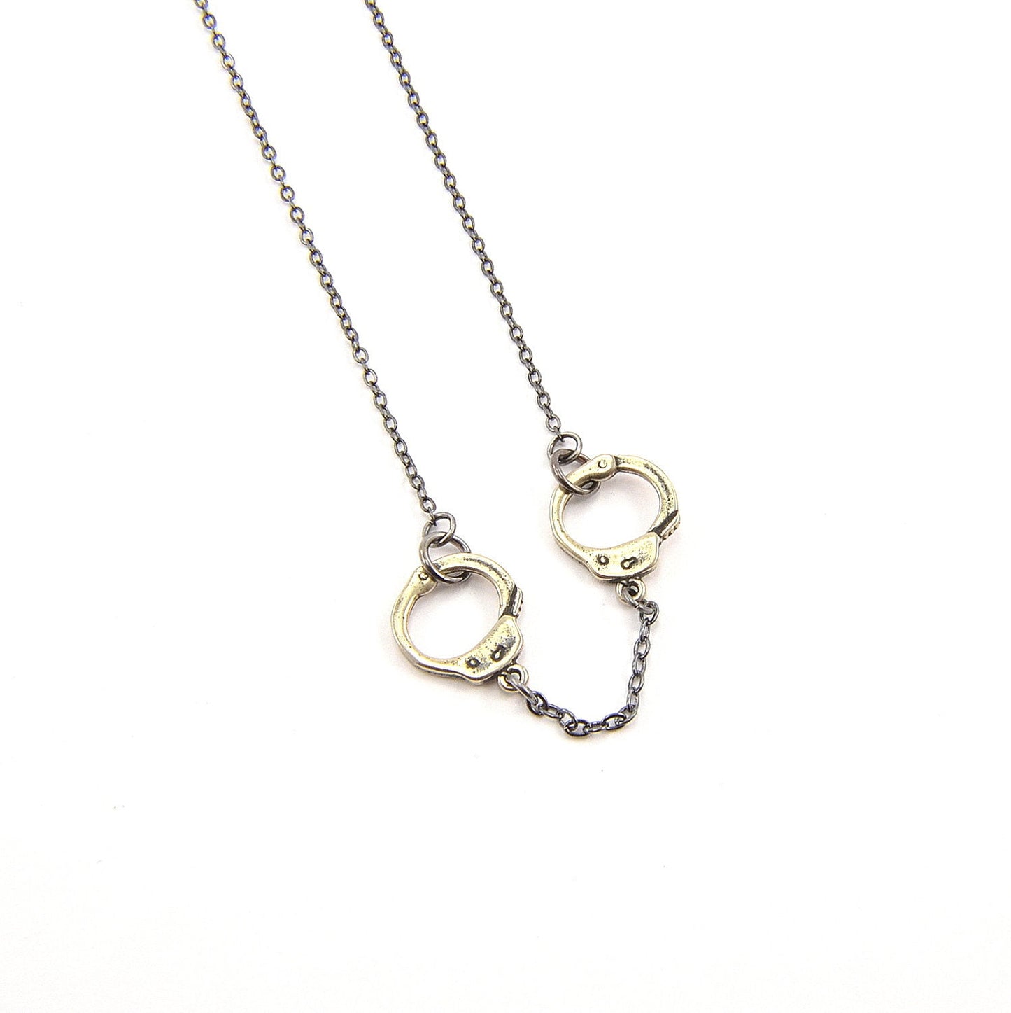 HANDCUFF NECKLACE - Inspiratek